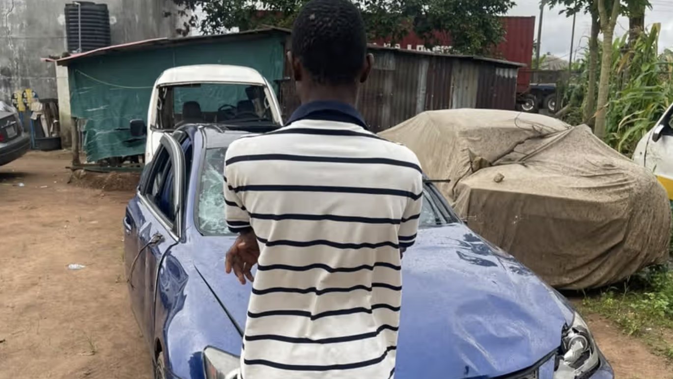 Driver Allegedly Street Racing Kills 19-Year-Old Near IMSU Gate in Owerri